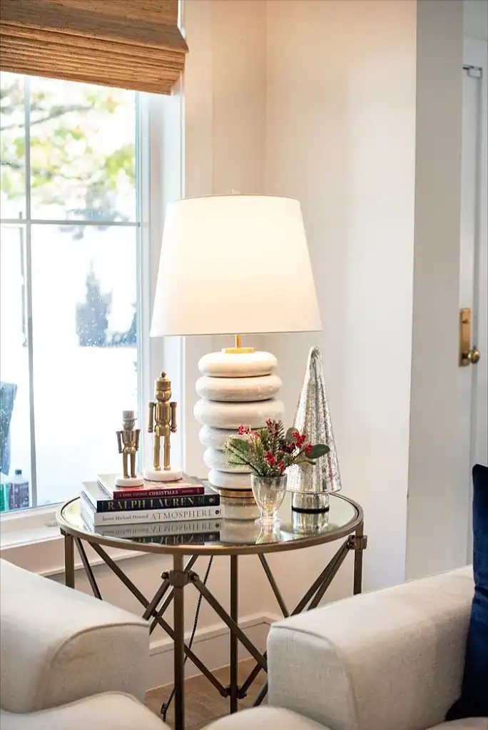 christmas-end-table-decor-ideas christmas-end-table-decor-ideas