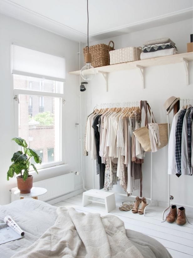 closet organization ideas for small bedroom