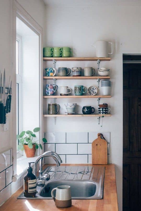 small kitchen organization mugs