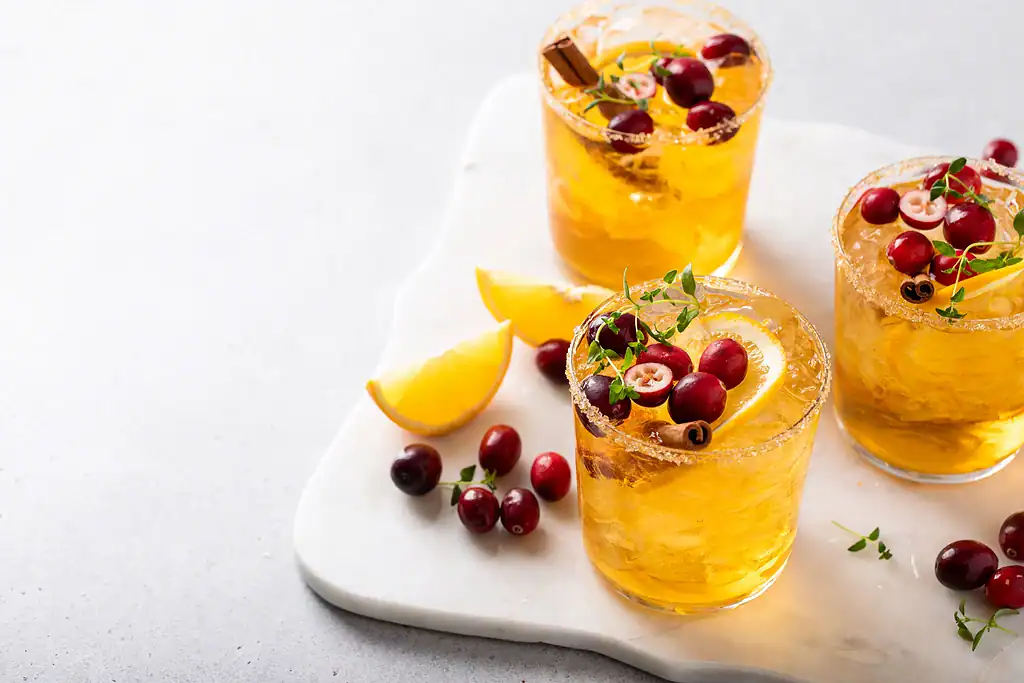 14 Healthy and Easy Thanksgiving Recipes to Wow Your Guests 15 Cranberry orange mocktail