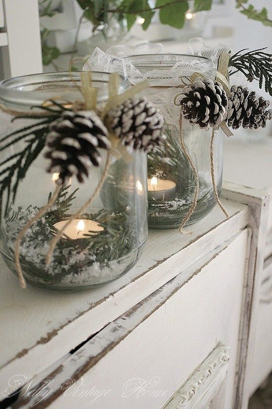 Easy Christmas Mason jar centerpieces Easy Christmas Mason jar centerpieces