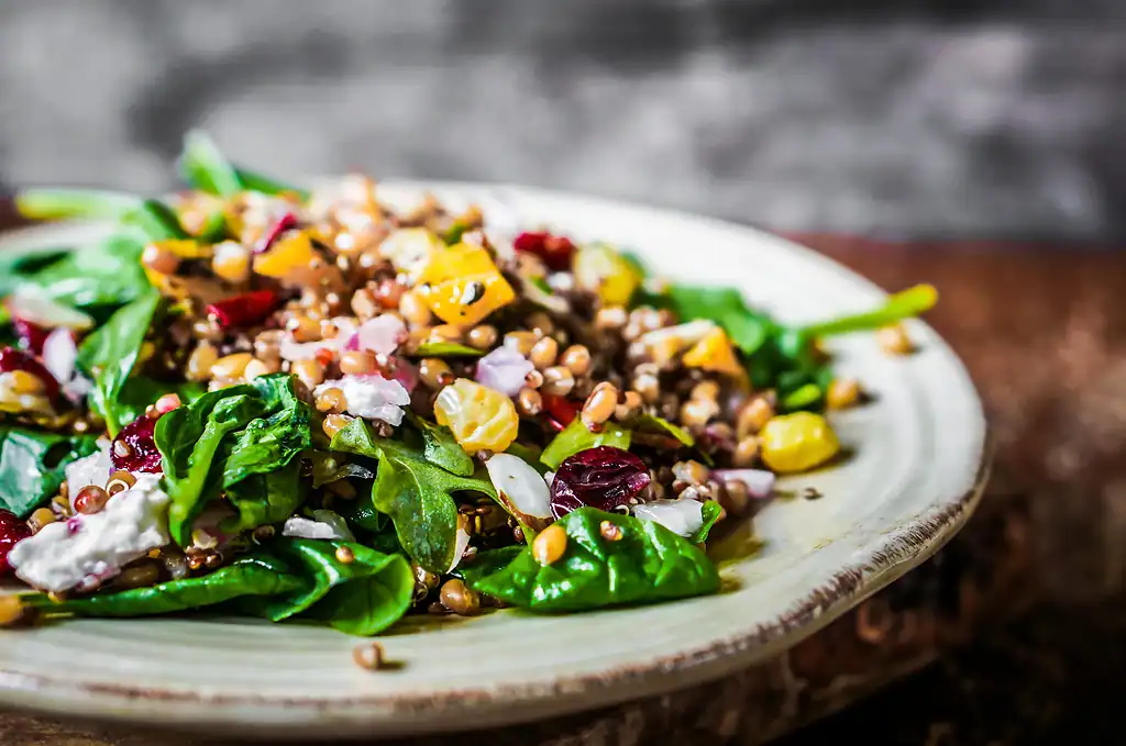 14 Healthy and Easy Thanksgiving Recipes to Wow Your Guests 5 Quinoa and Roasted Vegetable Salad