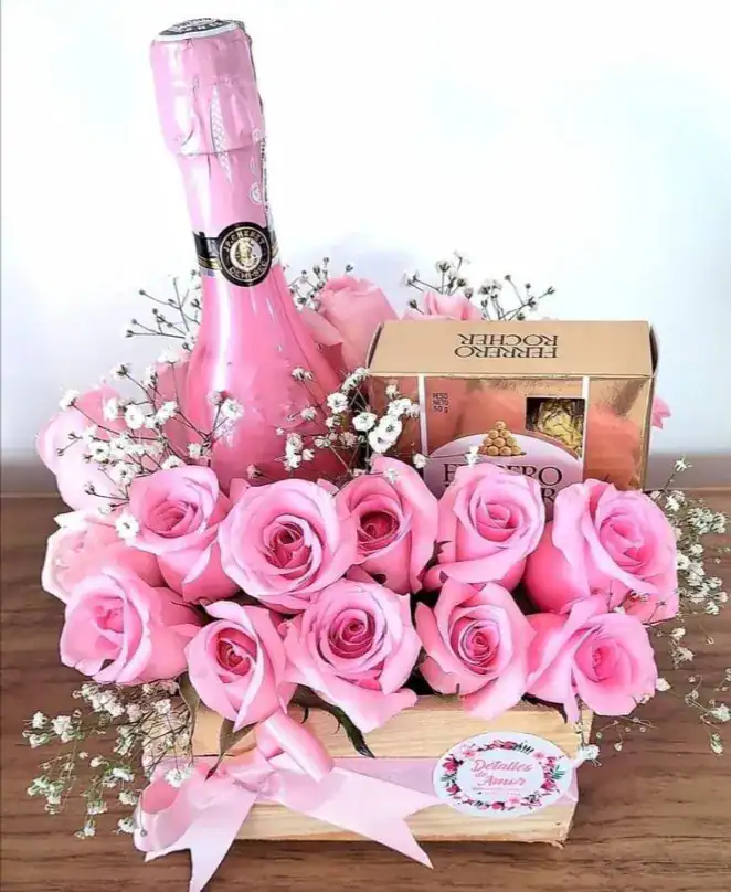 12 Best Valetines Day Gift Basket Ideas Your Loved Ones Will Adore 7 Wine valentines day gifts basket