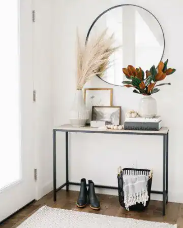 apartment entryway table decor.webp