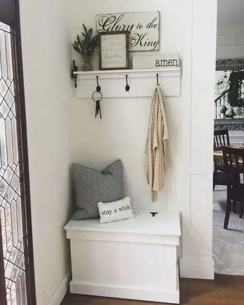 wall mudroom