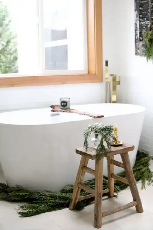 Simple Christmas Bathroom Decor