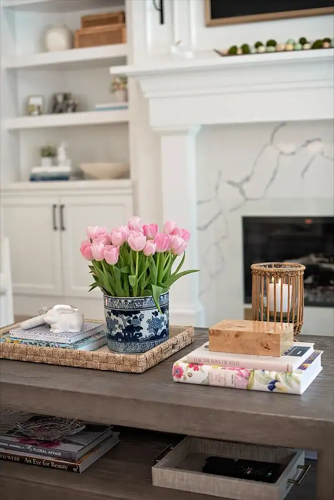 Spring-flower-coffee-table-decor- pinterest