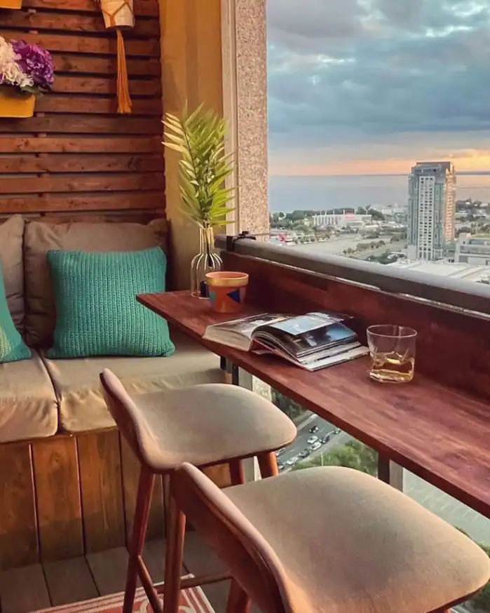 small-space-patio-table-and-chairs