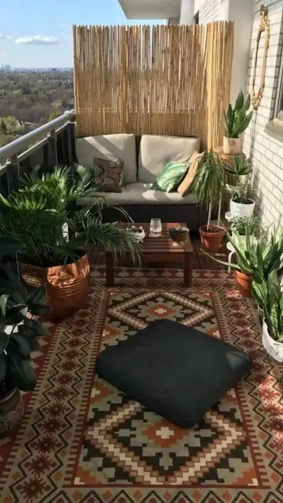 small patio decor